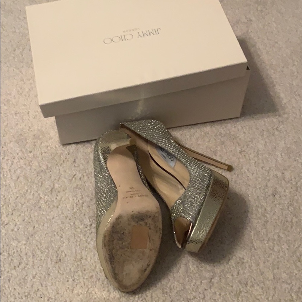 Shoes - Picture 3 of 4